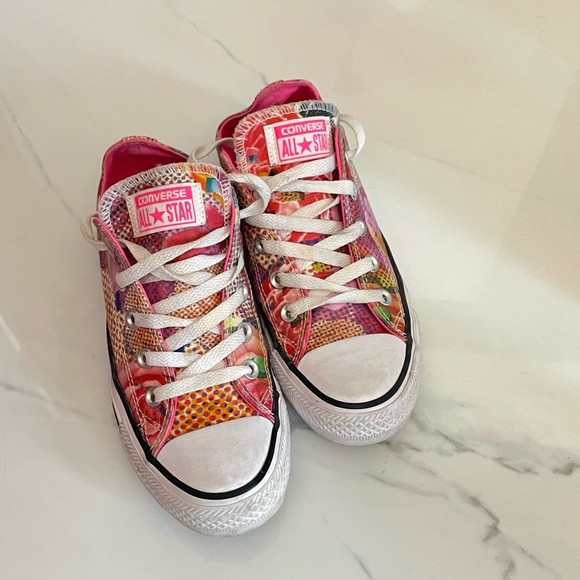 Converse Women's Chuck Taylor All Star Digital Floral Ox Basketball Shoe - Picture 4 of 11